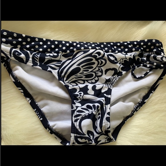 Xhilaration Women’s Bikini Set Navy Blue&White - Picture 3 of 10